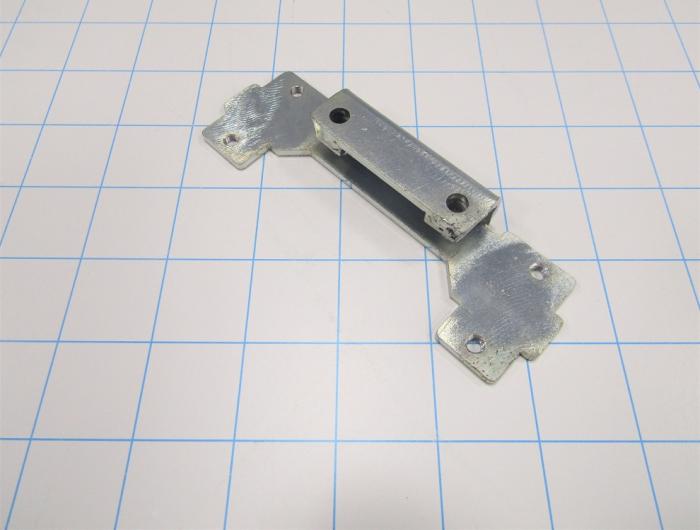 BELT LOCKING BRACKET