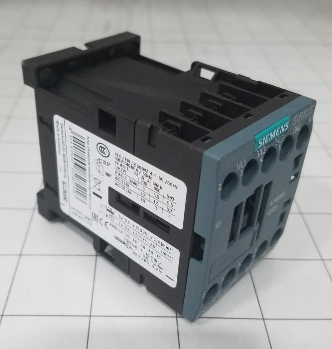 Contactor, 3 Poles, 120VAC Coil, 20A, 3 HP @ 3PH 200VAC, 575VAC, 7.5 HP @ 3PH 460VAC, 1 NO Contacts, Screw Terminal Connection