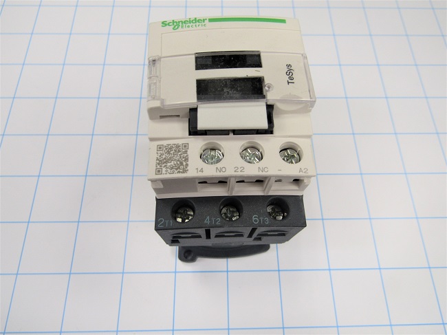 Contactor, 3 Poles, 24VDC Coil, 25A, Screw Terminal Connection