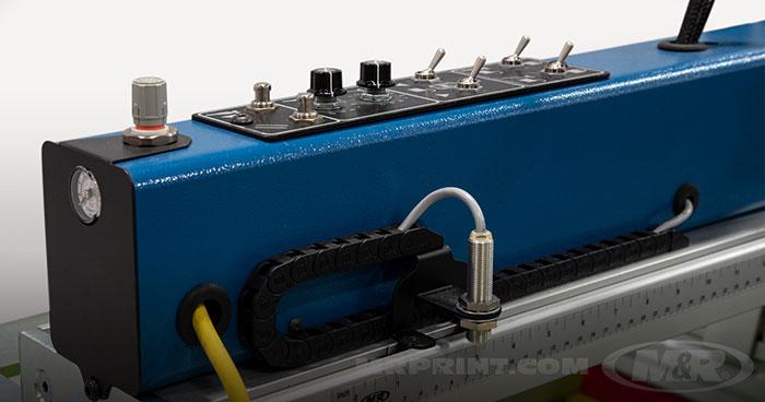 Potentiometer speed controls allow operators to set speeds to exact numbers, while quick-set front and rear print carriage stops help to further optimize production speeds