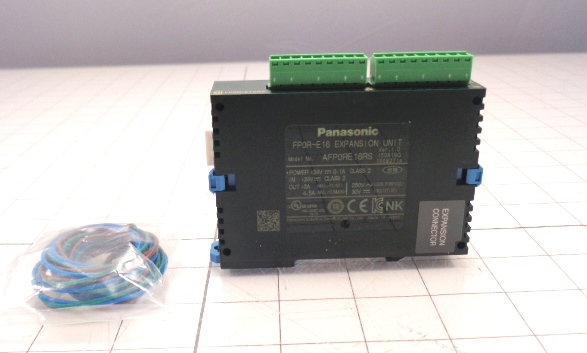 I/O Module, 8 Inputs, 8 Outputs, Relay, FP-E Series