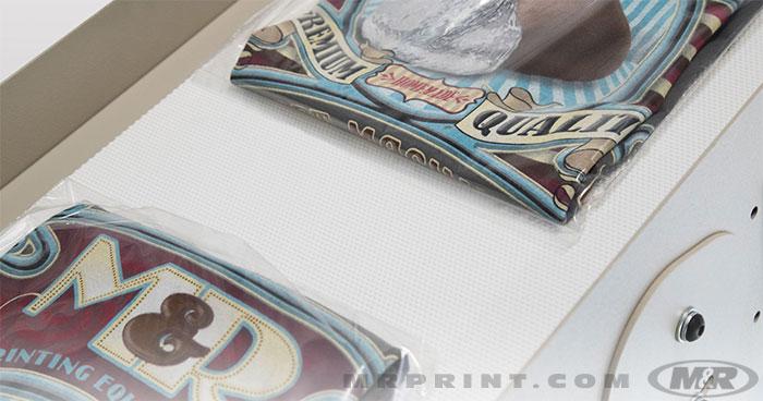 Textured belt ensures positive material transfer without shifting or slipping