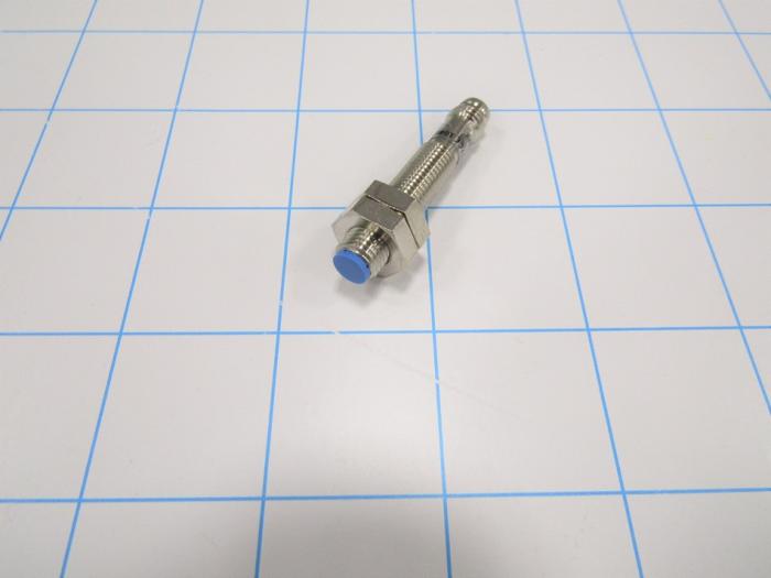 Magnetic Proximity Switch, 8mm Barrel, 5-60mm, 3 Wire, NPN, Normally Open, W/O cable, 10-30VDC