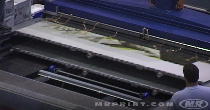 Vacuum table adjustment knobs