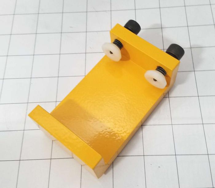 REGIST. PALLET LOCATOR.