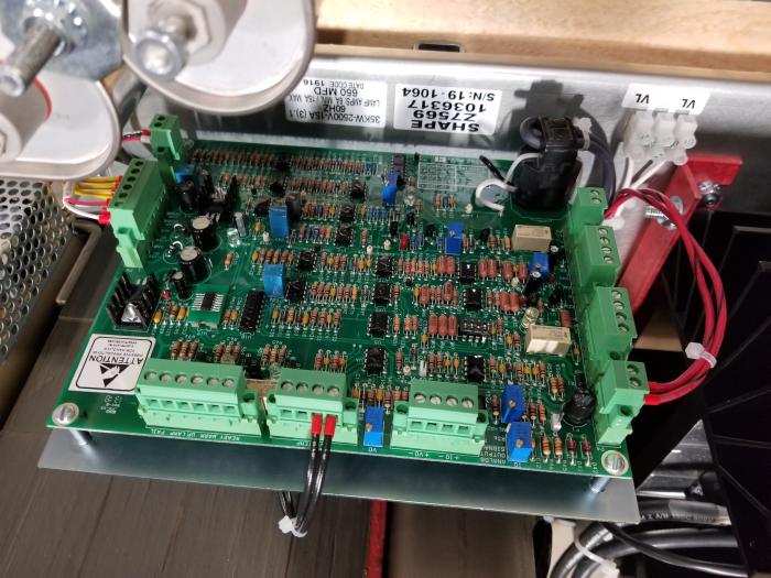 SwitchBack Ballast & Cap., 120", 300 W/in, 480VAC, 60Hz, 15A Output Current, 2400VAC Output Voltage, 3rd Generation