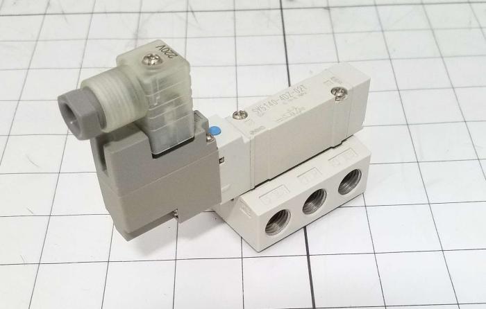 Valves, Electro Mechanical Type, 2 Position / 3 Way Operation, Single Coil, 220 VAC Coil Voltage, 1/4" NPT Port, With Built-in Fittings