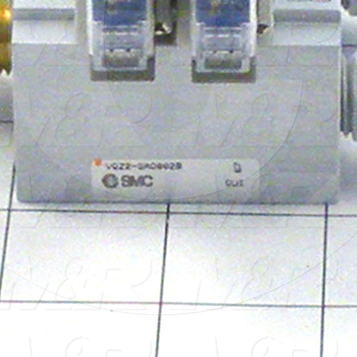 Valves, Electro Mechanical Type, 3 Position / 5 Way Operation, Double Coil, 24 VDC Coil Voltage, 2 Stations, Viton Seal, 0.7 MPa Max. Pressure